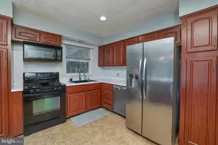 6 Van Gogh, Ewing Township, NJ 08618 - Photo 5