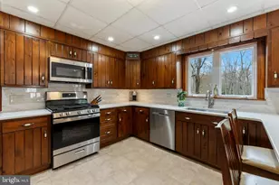 111 Norcross Cir, Hamilton Township, NJ 08619 - Photo 15