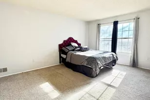 82 Versailles Ct, Hamilton Township, NJ 08619 - Photo 13