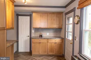 336 Stockton St, Hightstown, NJ 08520 - Photo 15