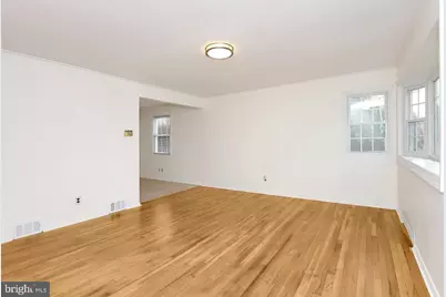 9 Weston Road, Ewing Township, NJ 08618 - Photo 7