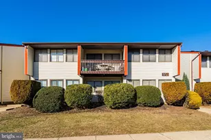 C9 Avon Dr E, Hightstown, NJ 08520 - Photo 1