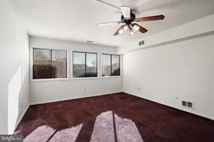 C9 Avon Dr E, East Windsor Township, NJ 08520 - Photo 3