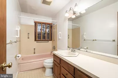 16 Royal Oak Road, Lawrence Township, NJ 08648 - Photo 19