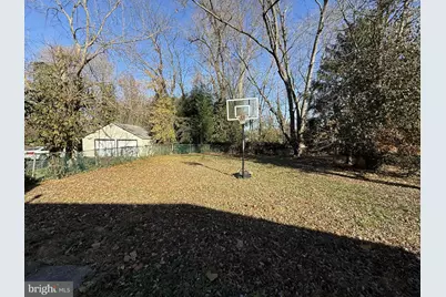 1060 Terrace Boulevard, Trenton, NJ 08618 - Photo 15