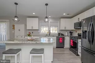 20 Wagner St, Hamilton Township, NJ 08610 - Photo 13