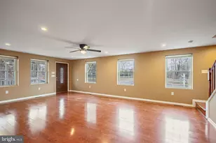 266 Bakers Basin, Lawrence, NJ 08648 - Photo 15