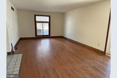 11 Robertson Road, East Windsor Township, NJ 08520 - Photo 3