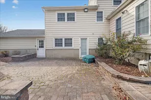 328 Dodds Ln, Princeton, NJ 08540 - Photo 5