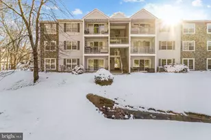 30 Holly Ct, Trenton, NJ 08619 - Photo 1