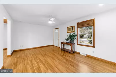 29 Graf Avenue, Lawrenceville, NJ 08648 - Photo 13