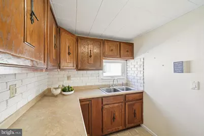 201 Lillian Avenue, Hamilton Township, NJ 08610 - Photo 17