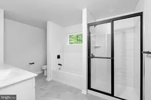 250 McAdoo Ave, Hamilton Township, NJ 08619 - Photo 25