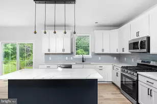 80 Taft Ave, Hamilton Township, NJ 08610 - Photo 7