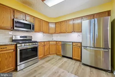 209 Castleton Court, Pennington, NJ 08534 - Photo 7
