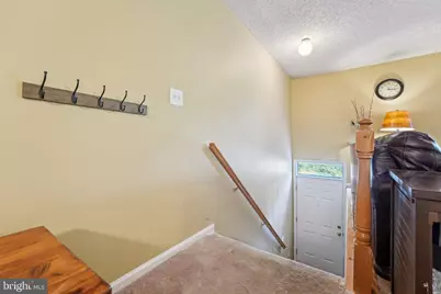 209 Castleton Court, Pennington, NJ 08534 - Photo 3