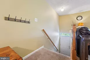 209 Castleton Ct, Pennington, NJ 08534 - Photo 3