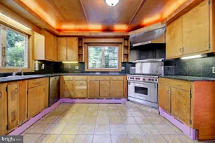 25 Elm Ridge Rd, Pennington, NJ 08534 - Photo 13