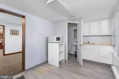 877 Brunswick Avenue, Trenton, NJ 08638 - Photo 17