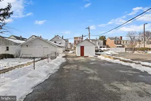 877 Brunswick Ave, Trenton, NJ 08638 - Photo 31