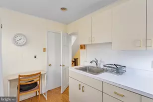 877 Brunswick Ave, Trenton, NJ 08638 - Photo 21