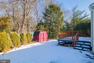 5 Rocky Brook Ct, Hightstown, NJ 08520 - Photo 9