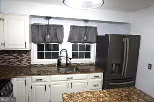 255 Marshall Ave, Hamilton Township, NJ 08619 - Photo 13