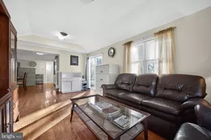 81 Ribsam St, Hamilton Township, NJ 08619 - Photo 9