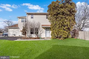 17 Vintage Dr, East Windsor Township, NJ 08520 - Photo 1