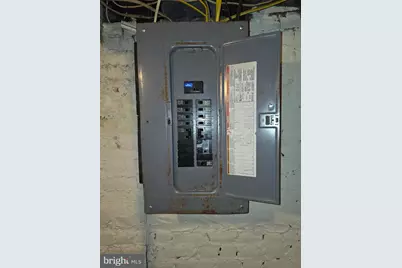 1210 Chestnut Avenue, Trenton, NJ 08611 - Photo 21