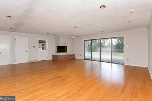 28 W Church Rd, Lawrence Township, NJ 08648 - Photo 11