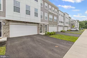 122 ADA Hightower Ave, Pennington, NJ 08534 - Photo 3