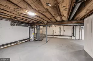 42 Hazelhurst Ave, Trenton, NJ 08638 - Photo 23