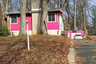 1498 Stuyvesant Ave, Trenton, NJ 08618 - Photo 3