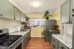 61 Covington Dr, East Windsor Township, NJ 08520 - Photo 7