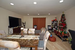 14 Chatham Ct, Hightstown, NJ 08520 - Photo 9