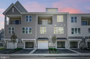 8102 Donatello Dr, Princeton, NJ 08540 - Photo 3