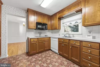 10 Hawthorne Lane, East Windsor Township, NJ 08520 - Photo 19