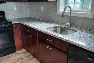 215 Stockton St, Hightstown, NJ 08520 - Photo 3