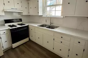 1643 Pennington Rd, Ewing Township, NJ 08618 - Photo 5