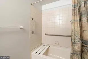 414 Mowat Cir, Trenton, NJ 08690 - Photo 19