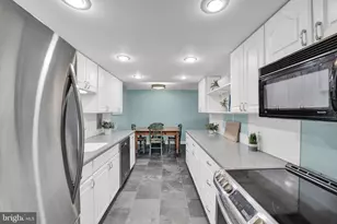 860 Lower Ferry Rd, Ewing Township, NJ 08628 - Photo 11