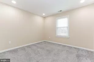 53 Malsbury, Robbinsville Township, NJ 08691 - Photo 13