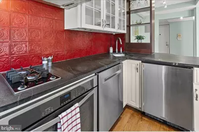 25 Palmer Square W #E, Princeton, NJ 08542 - Photo 9