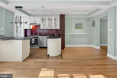 25 Palmer Square W #E, Princeton, NJ 08542 - Photo 5