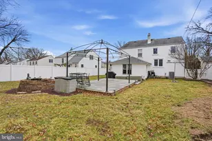 70 Smithfield Ave, Lawrence, NJ 08648 - Photo 23