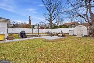 70 Smithfield Ave, Lawrence, NJ 08648 - Photo 21