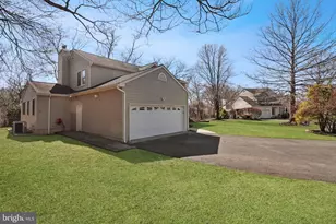5 Mary Ct, Cranbury Township, NJ 08512 - Photo 13