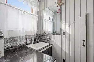 921 Lyndale Ave, Trenton, NJ 08629 - Photo 17