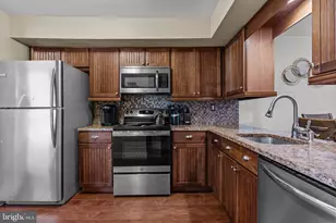 7 Laurel Ct, Hamilton Township, NJ 08690 - Photo 9